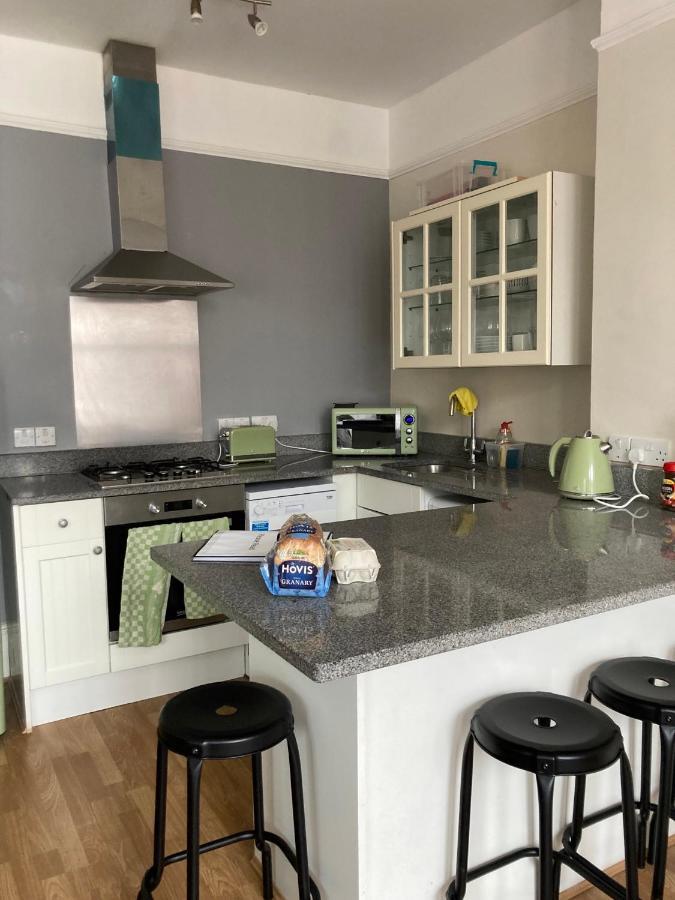 Heart Of Southsea,Near Common And Sea. Apartment Portsmouth Bagian luar foto